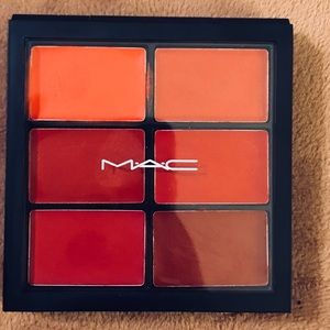 Mac Pro Red Lipstick Pallet